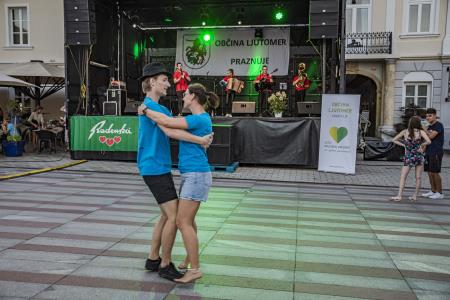 Občina na prostem (1)
